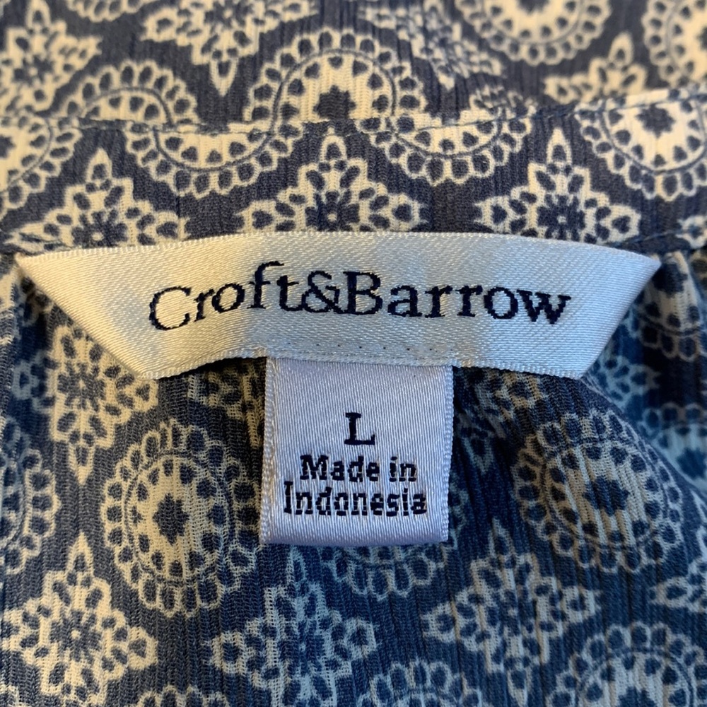Croft & Barrow Women’s Top - Picture 5 of 6